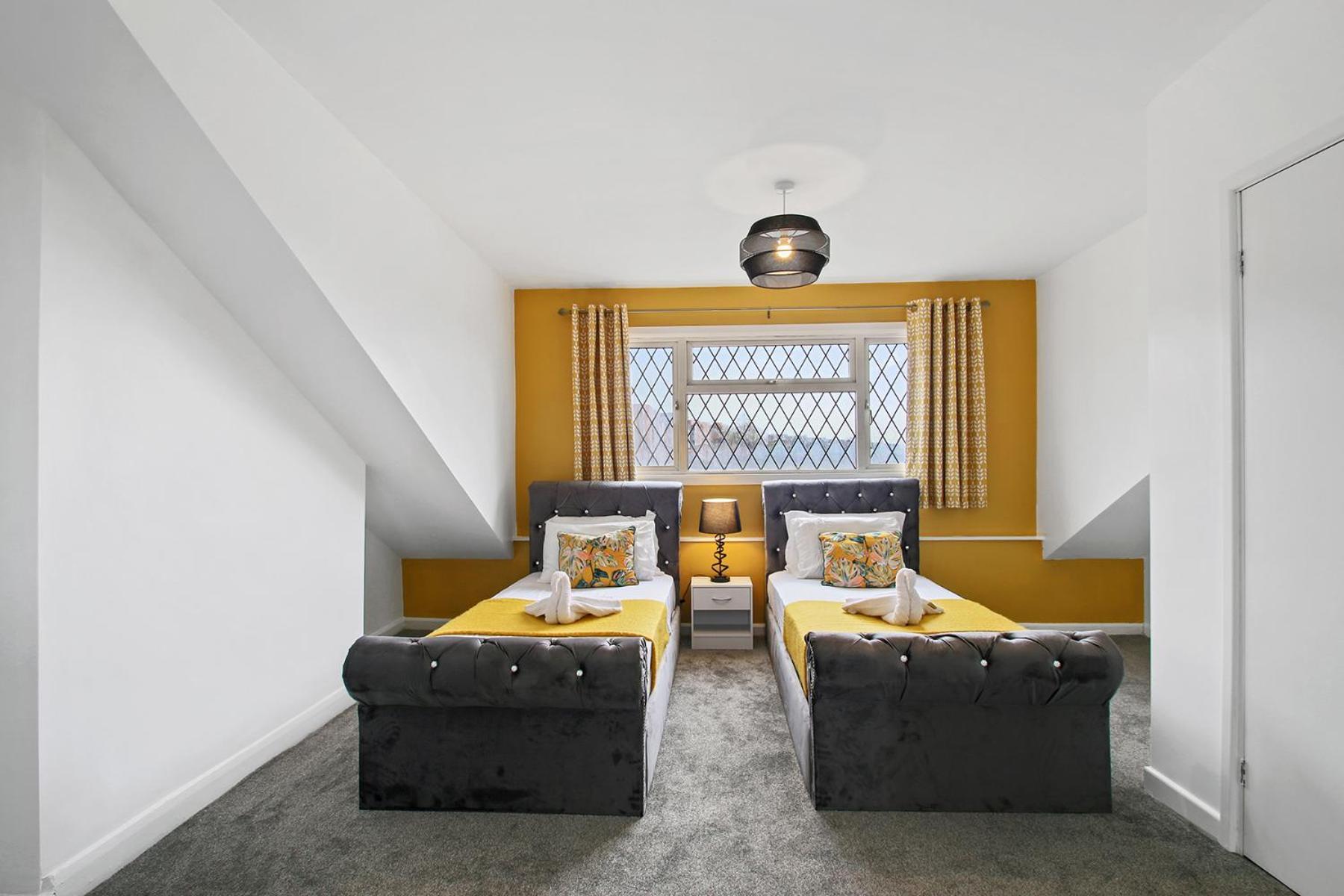 Home In Woodhouse, Leeds 利兹 外观 照片